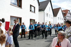 Fronleichnamsprozession durch die Straßen von Naumburg (Foto: Karl-Franz Thiede)